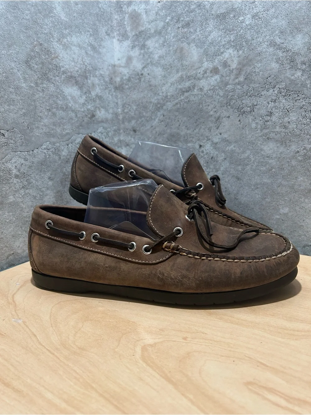 L.L.Bean brown leather handsewn moccasins men’s size 9.5